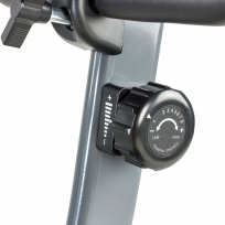 Вертикальный велотренажер TUNTURI Cardio Fit B35